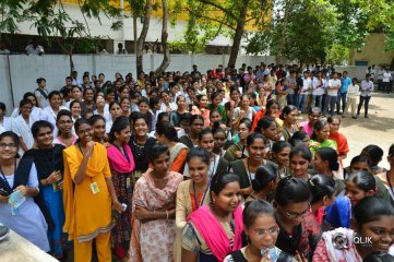 Happy Wedding Movie Team at Sims College Guntur